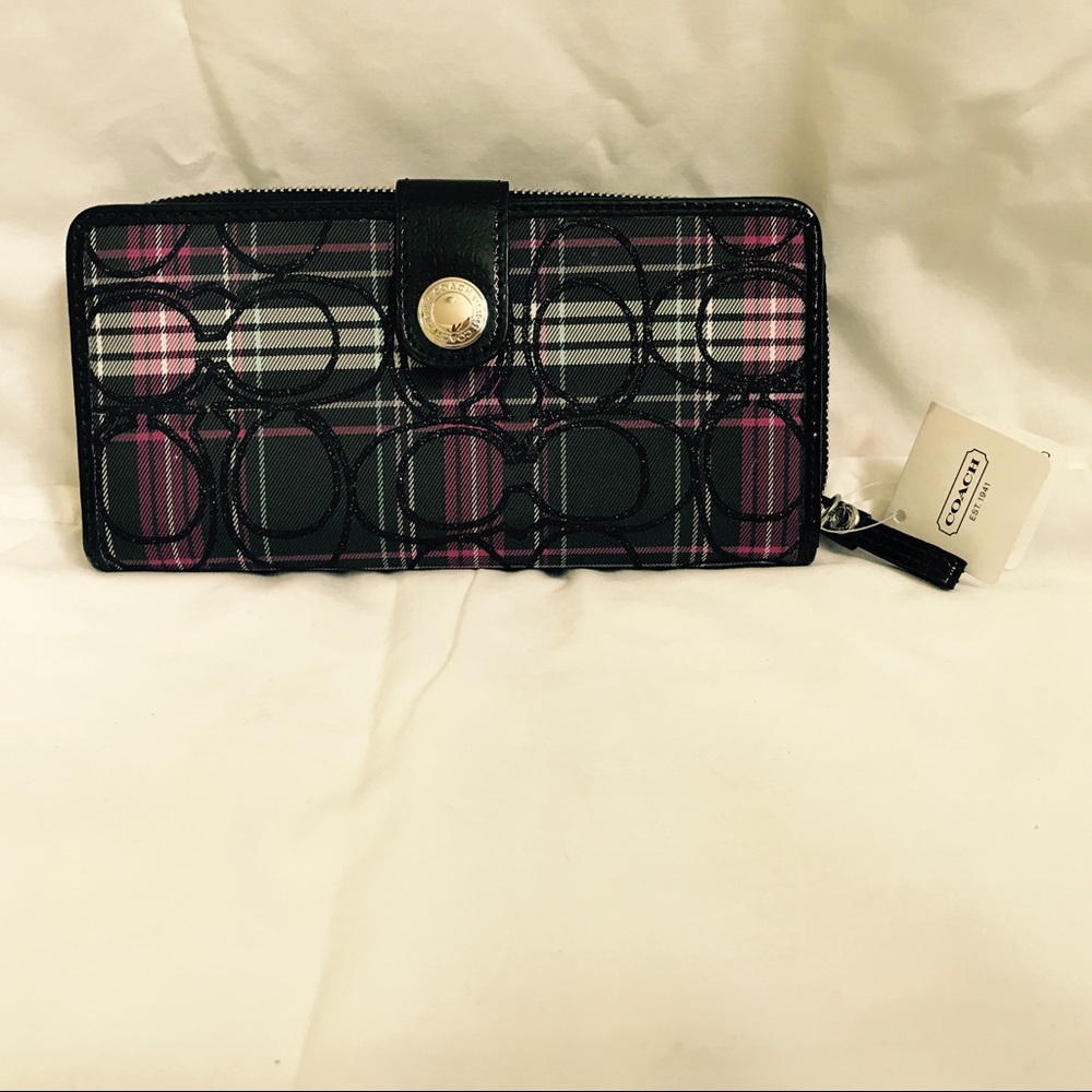 NWT- Coach wallet